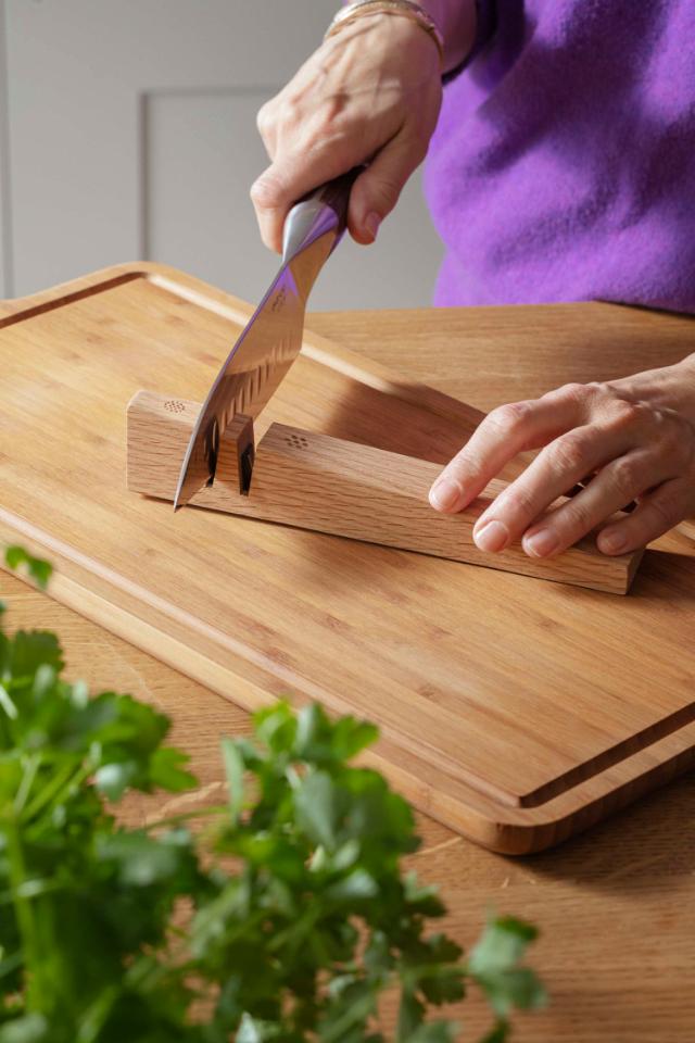 Knife sharpener Eastern