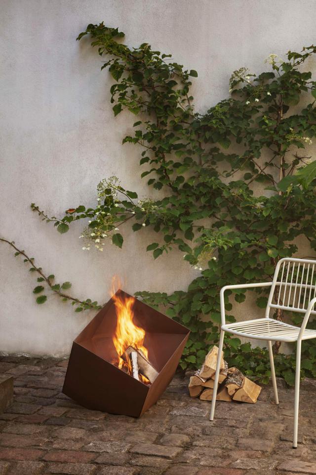 FireCube fire pit - Corten steel