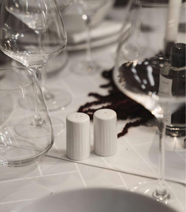 Salt & pepper shaker - Legio Nova