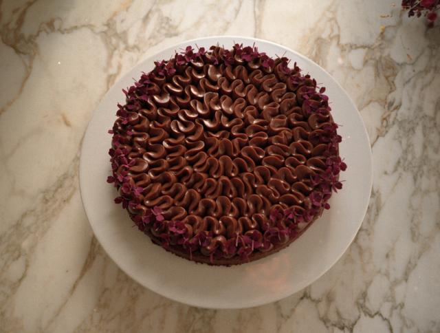 Chocolate cake with ganache